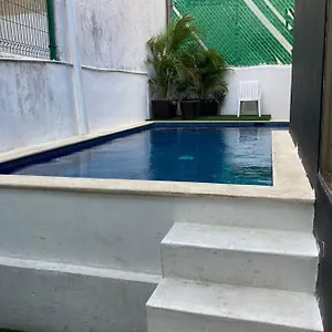 https://condo-cache-25-avenida.tulum-hotels.net
