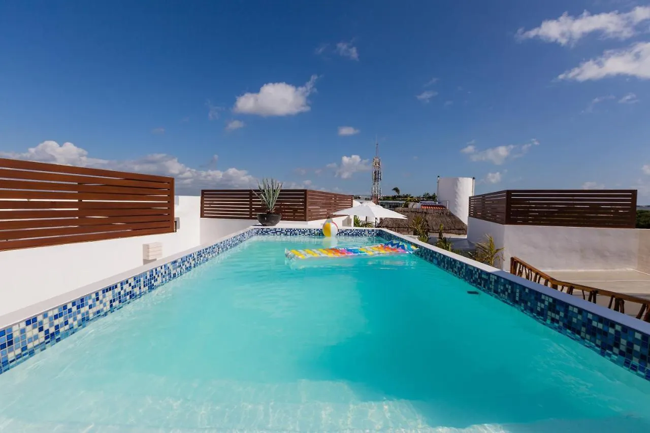 Paraiso Magico Suites Playa del Carmen México