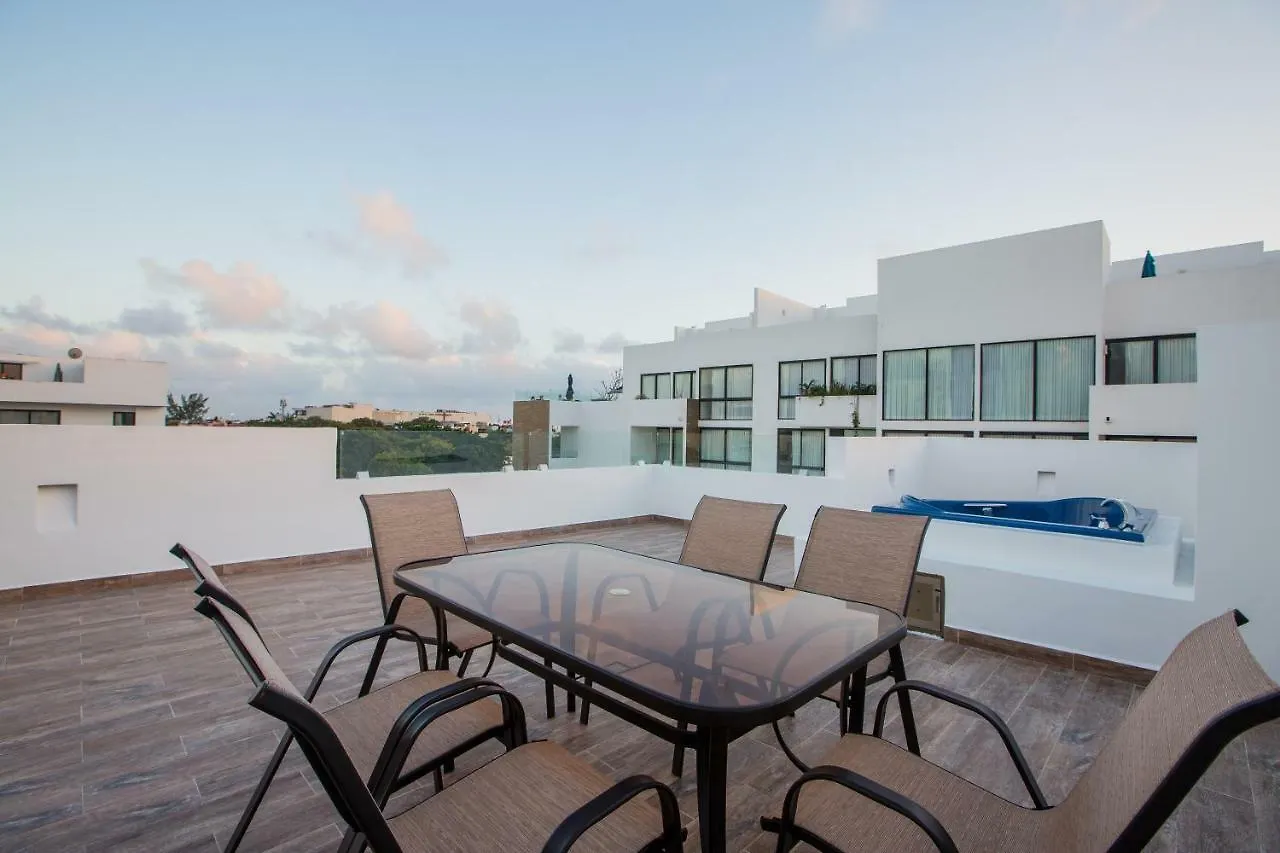 Paraiso Magico Suites Playa del Carmen 0*,